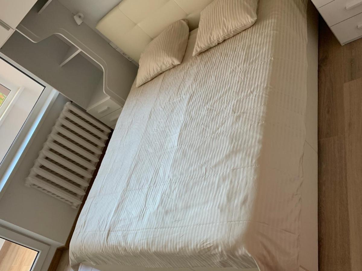 Alytus Apartament Esterno foto